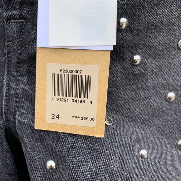 NWT LEVI’S SHORTS - Picture 4 of 7